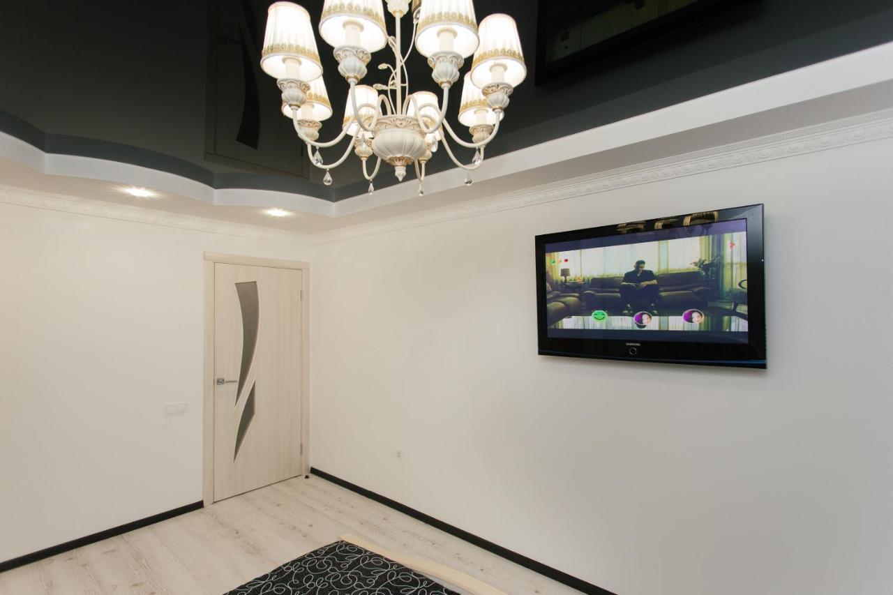 De Luxe Apartments Centr Illinskaya Sumy Εξωτερικό φωτογραφία