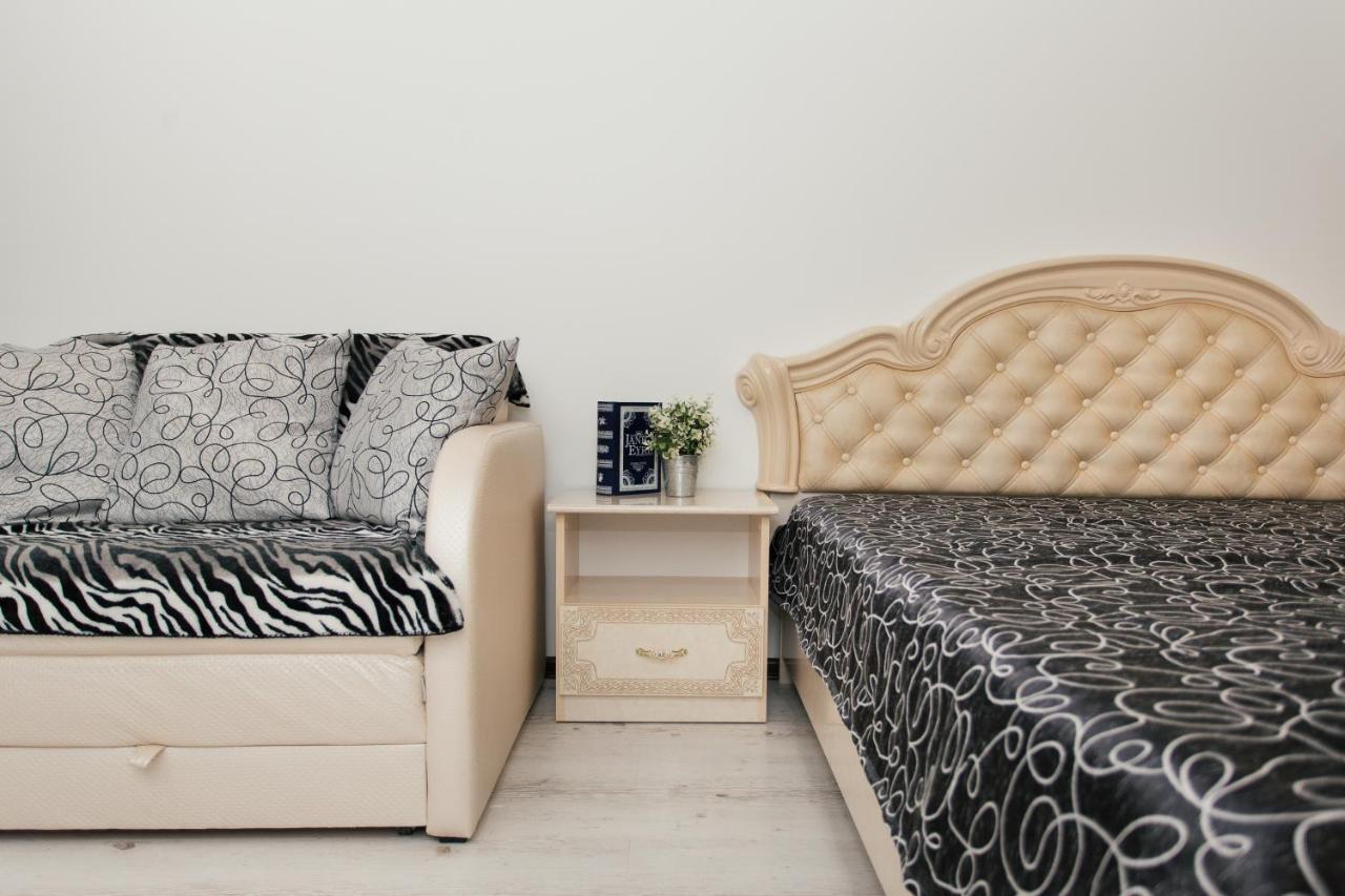 De Luxe Apartments Centr Illinskaya Sumy Εξωτερικό φωτογραφία