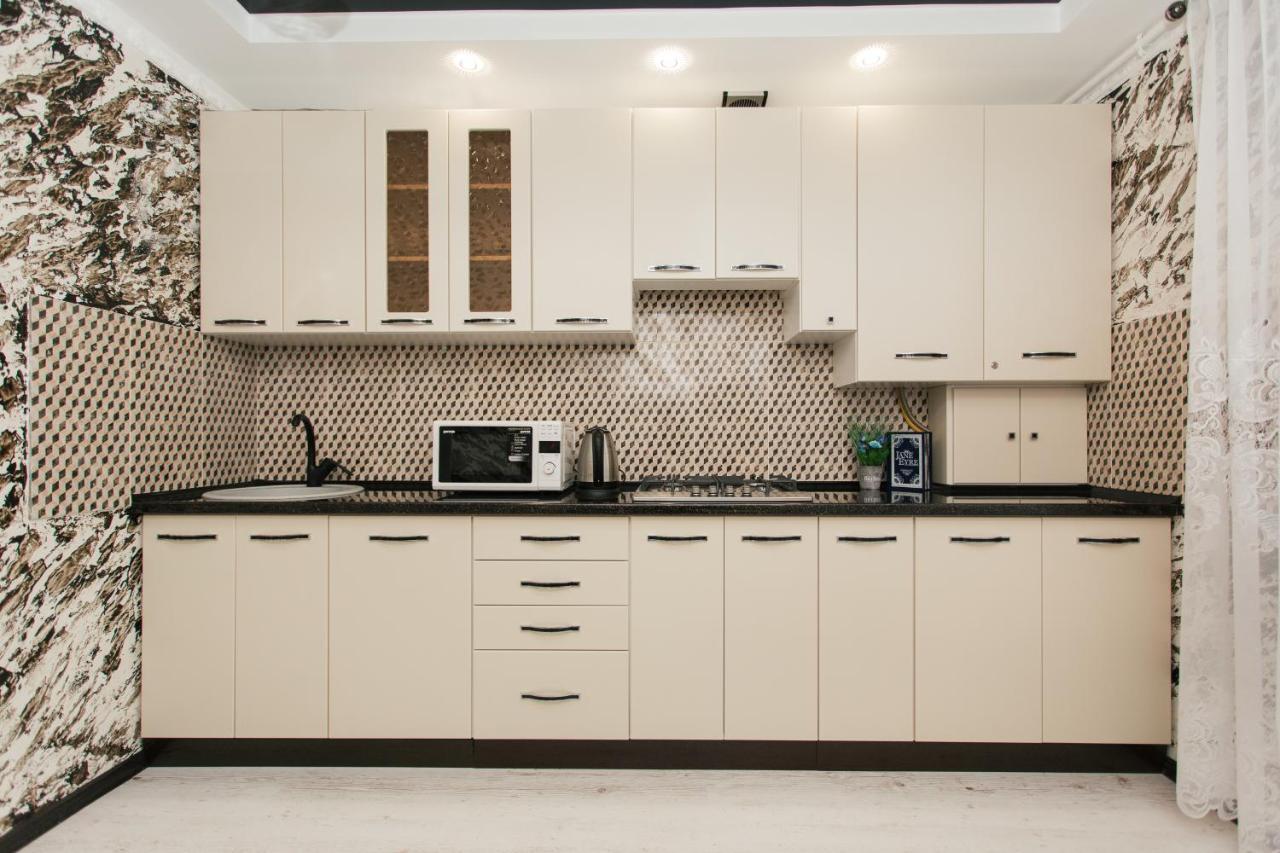 De Luxe Apartments Centr Illinskaya Sumy Εξωτερικό φωτογραφία